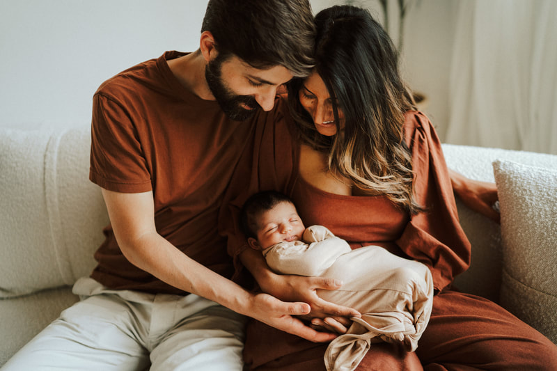 In Home Newborn Photo Session with Top Atlanta Photographer Carly Laine Photography - Johns Creek, Georgia